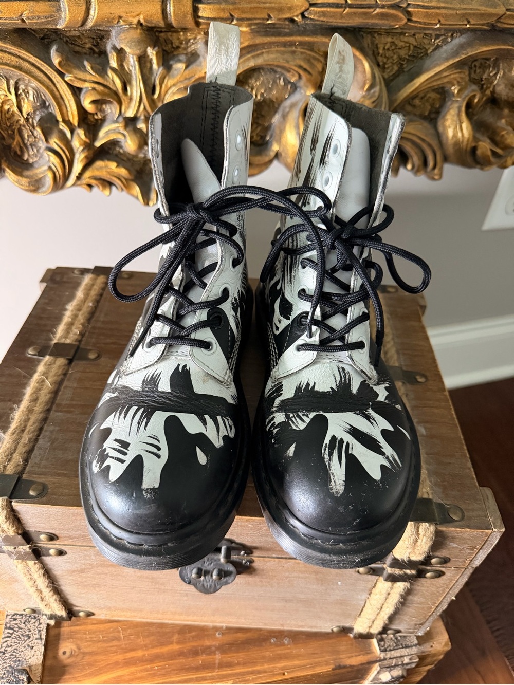 Dr. Martens PASCAL Leather Boots